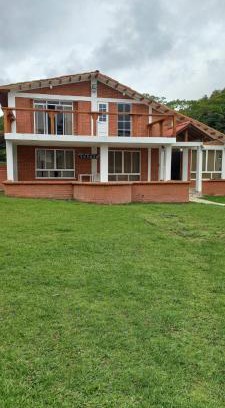 Santa Rosa de Cabal House | FINCA VILLA BLANCA