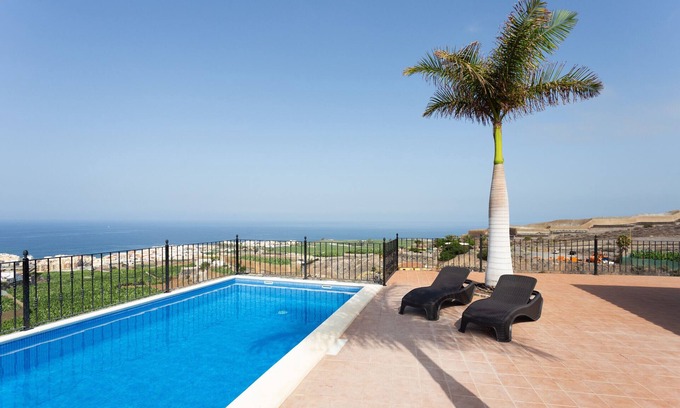 Guia de Isora Villa | Finca Vinco with heateble Pool