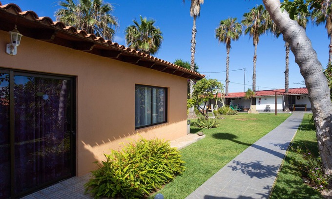 Icod de los Vinos House | Finca with 5000 m2, surrounded by banana plantations and vineyards