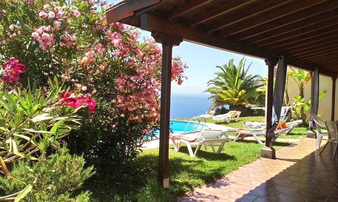 Tijarafe House | Finca with pool and stunning sea views, directly on the sea at 220 meters above sea level