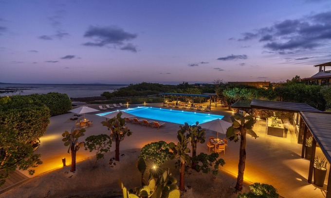 Bahia de la Academia Hotel | Finch Bay Galapagos Hotel