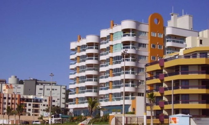 Centro Apartment | Finely furnished 3 bedroom apartment with air - Beachfront building