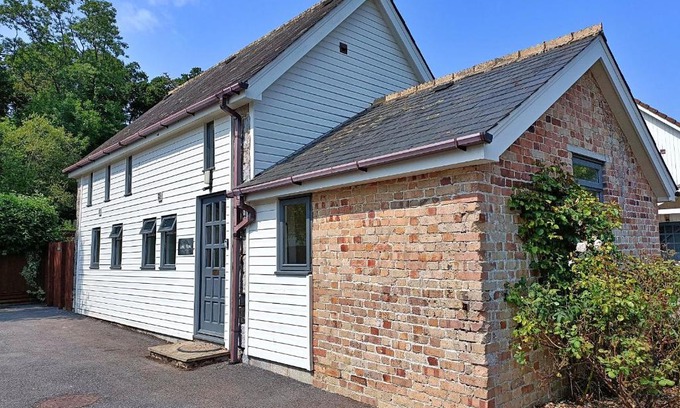 Liverton House | Finest Retreats - Little Dunley - Lake View