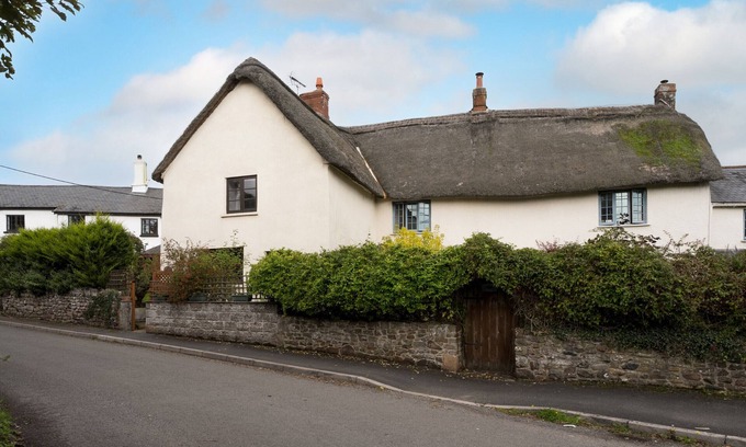 Exbourne Cottage | Finest Retreats - Town Farm Cottage