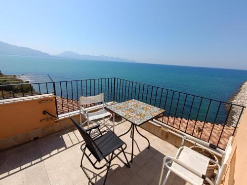 Balestrate House | Finestra sul golfo