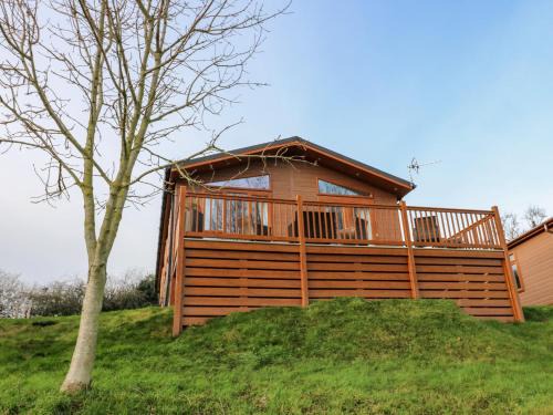 Tunstall House | Finnbars Lodge