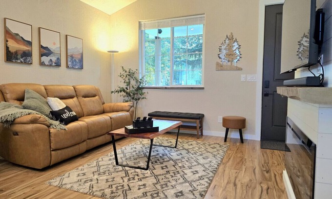 Post Falls Apartment | Fireplace, EV Charger, Parking, Quiet