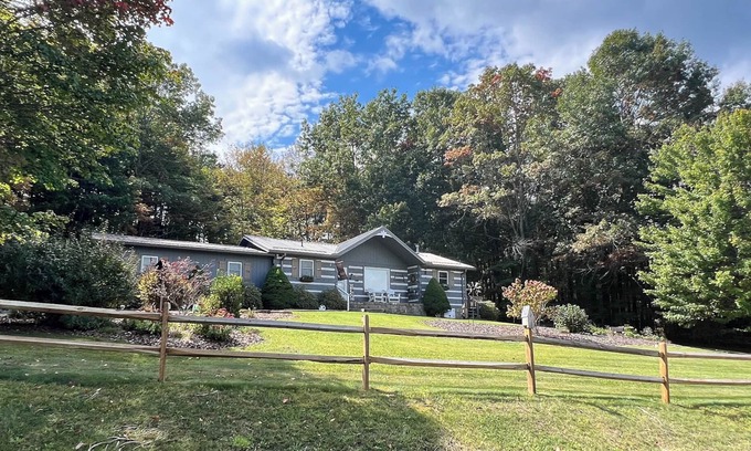Jefferson Cabin | Fireside Nights in the High Country @ Bear Creek Ridge