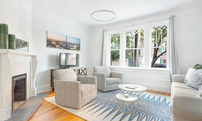 Historic District - North Apartment | First Floor Condo w/Large Living Area in Historic Dist. by Lucky Savannah