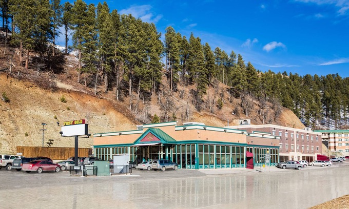 Deadwood Hotel | First Gold Gaming Resort