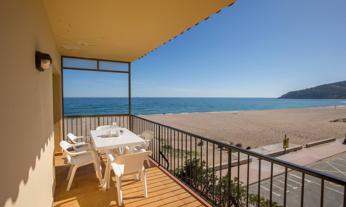 Pals Apartment | First line beach apartment with front sea vue - Pals beach (DU 3H 319)
