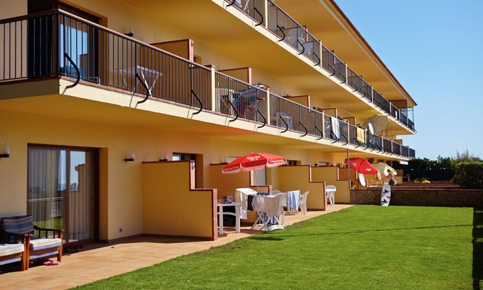Pals Apartment | First line beach apartment with sea vue - Pals beach (DU 2H 307)