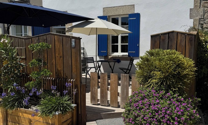 Saint-Marine House | Fisherman's house on the port.