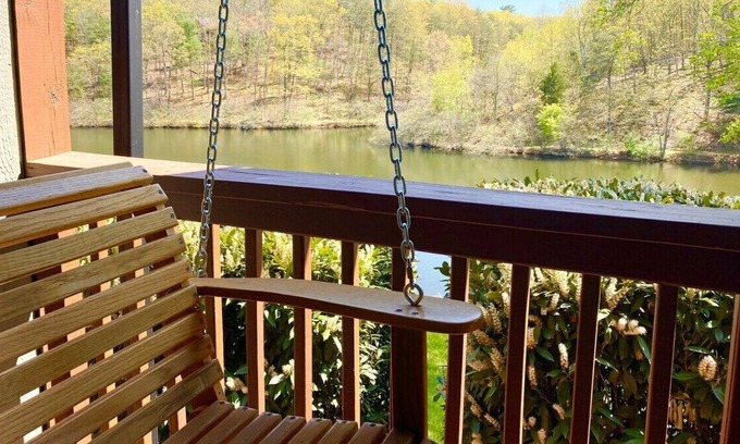 The Woods Cabin | Fishhook Retreat at The Woods