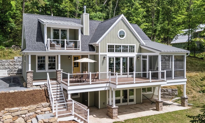 Keuka Park House | Five bedroom lake home with 200' of waterfront
