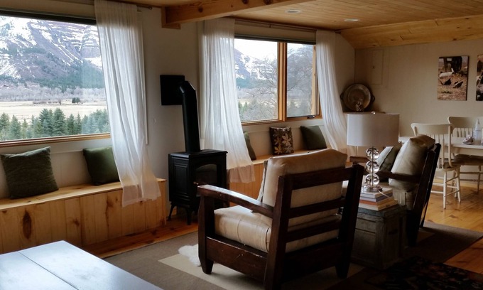 Hermosa Apartment | Five Star at James Ranch, Hermosa