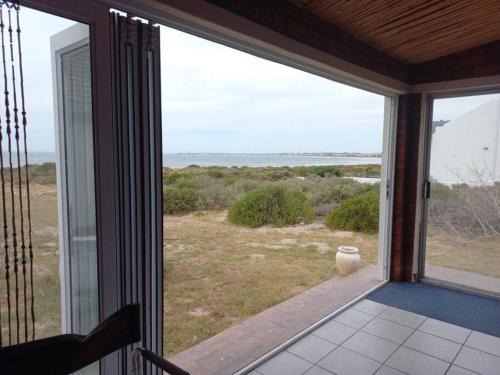 Britannia Bay House | Flagship Beach House