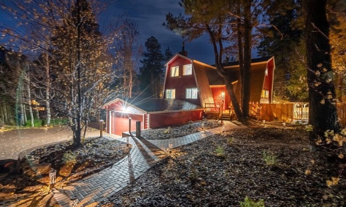 Mountainaire House | Flagstaff's Best Kept Secret: A-Frame Home+Hot Tub