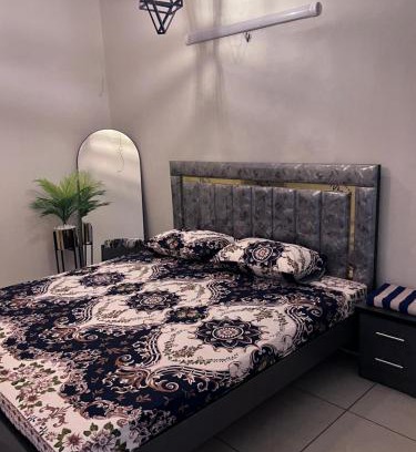 D.H.A. House | Flat 101 Vibes