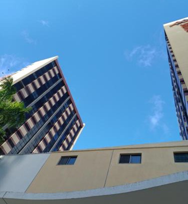 Caminho das Arvores Apartment | Flat Athenas América ao lado do Salvador Shopping