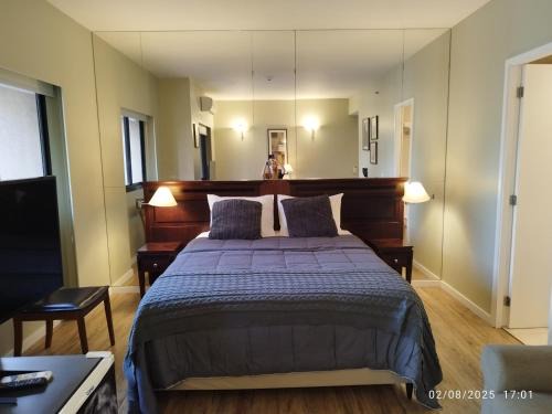 Itaim Bibi Apartment | Flat com Piscina Aquecida Grátis Garagem manobrista 24h -Sauna Varanda