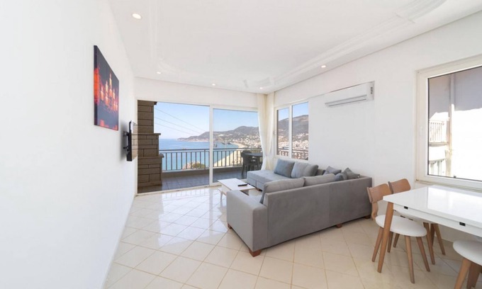 Alanya Apartment | Flat with Sea & Nature View and Balcony in Alanya