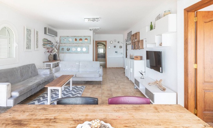 Solana del Matorral Apartment | Flatguest Pajara - 2 terraces - 7 PAX - Sea view