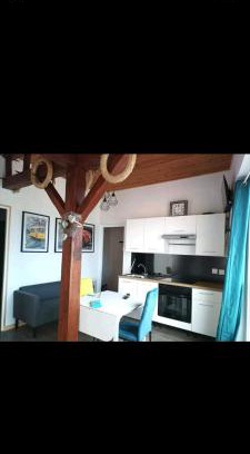 Friville-Escarbotin Apartment | Fleurs de Lys