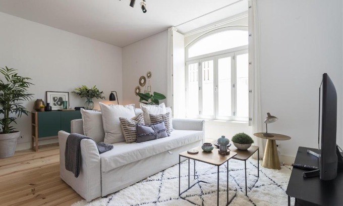 Sao Paulo Apartment | FLH Cais Sodré Charming Flat