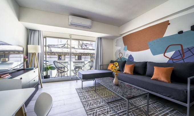 El Centro Apartment | Fliphaus + Virrey 300 - Lux Aparts 'G' Congreso