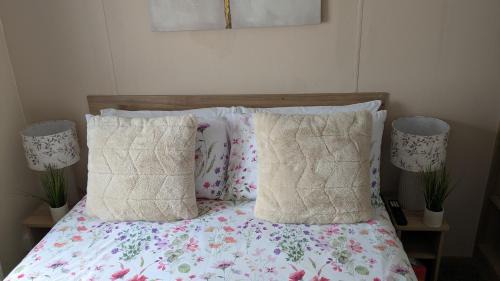 Flamborough Other | Floppy Feet Pet Friendly Holiday Home Thornwick Bay, Flamborough