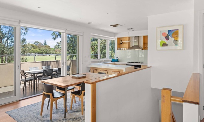 Hampton House | Flora - The three bedroom double story residence