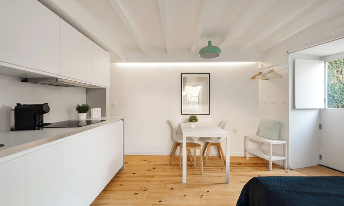 Lordelo do Ouro e Massarelos Apartment | FLORA1 Flora Apartments, Studio 1 w/Patio