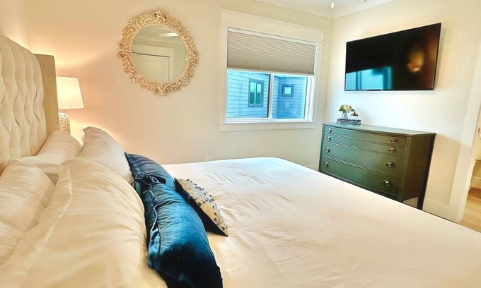 River District Apartment | Flourish @ The Cove Riverwalk Villas