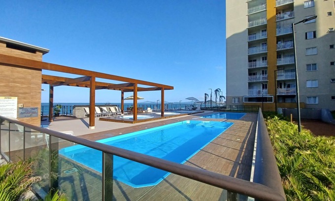Barra Velha Apartment | Foot in the sand in Vila Açoriana, 20min away from Beto Carrero