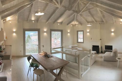 Megalo Chorio Villa | Footpath House/Ολόκληρο σπίτι στο Μεγάλο Χωριό