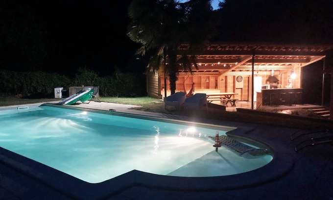 Vitrac House | Forêt et zenitude aux portes de Sarlat/Dordogne (8/10 pers) ideally located