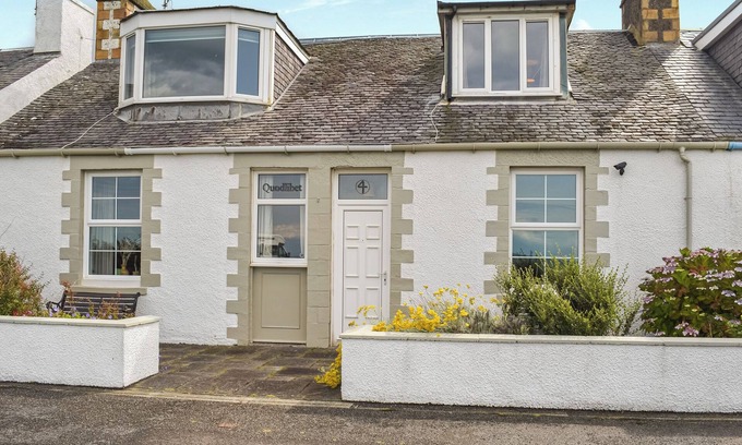 Ballantrae Cottage | Foreland Cottage - UK50037