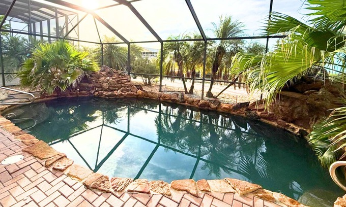 South Island House | Fort Myers Beach 2 Bedroom 2 Bathroom Home