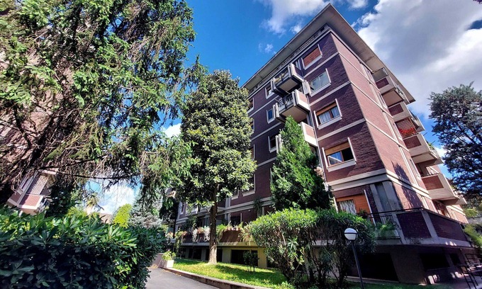 Tuscolano Apartment | Fossato Di Vico 1BR apartment by Halldis