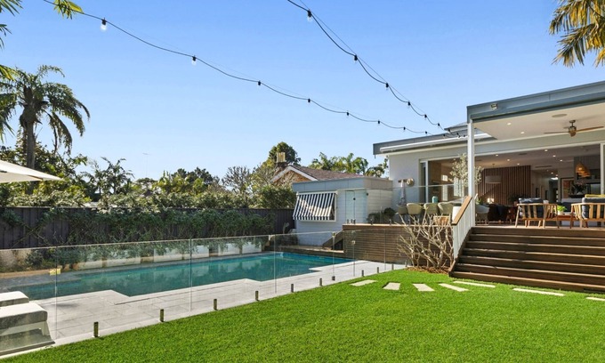 Freshwater House | Four bedroom home in the heart of Freshwater!