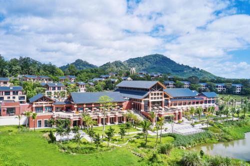 Qiongzhong County Hotel | Four Points by Sheraton Hainan, Qiongzhong