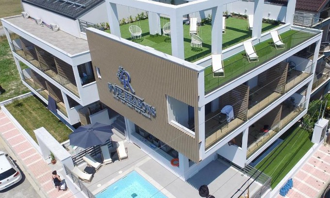 Katerini Apartment | FOUR REASONS