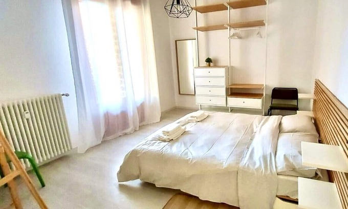 Bolognina Apartment | FOUR STEPS FROM THE CENTER