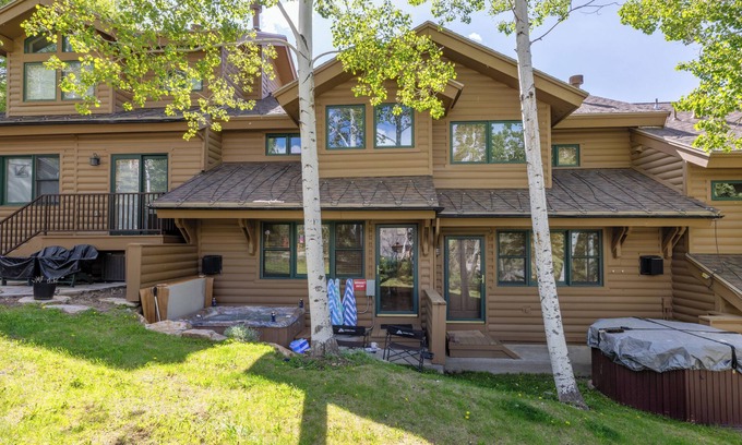 Deer Valley House | Foxglove at Deer Valley by AvantStay | Hot Tub | Steps from Main Street