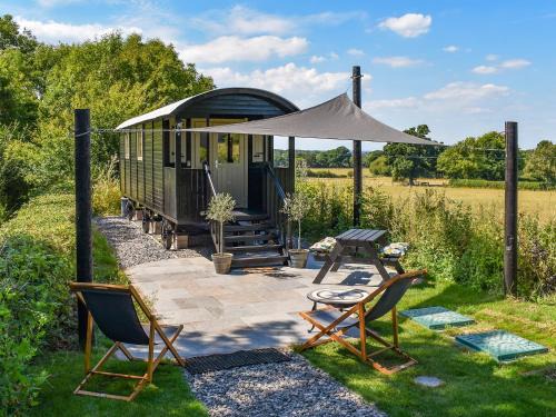 Ibberton House | Foxglove