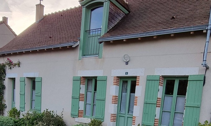 Rosnay Cottage | Charming Eco-Friendly Home in Brenne Natural Park with Private Garden, Terrace & Modern Amenities