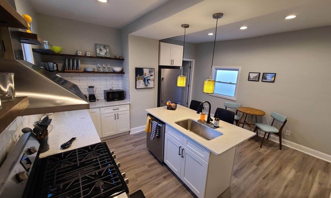 West Columbus House | Franklinton Corner - 2Bed/2Bath Home near Short North