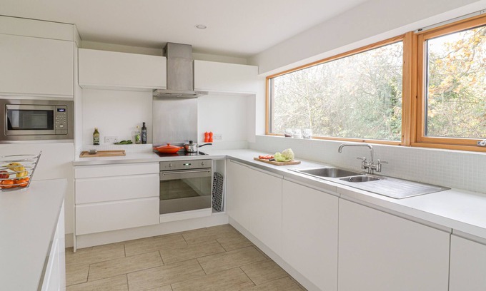 Harleston Cottage | Frater House