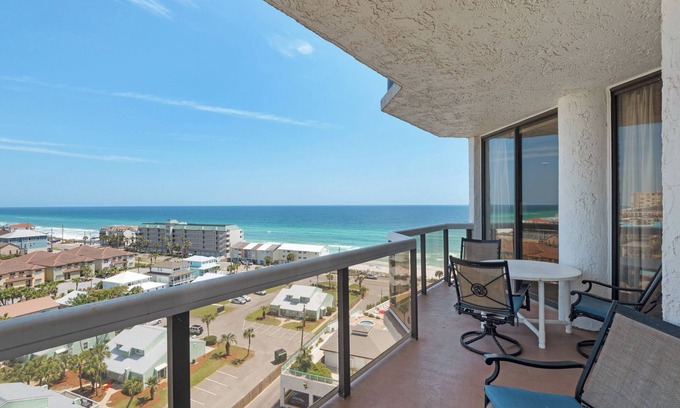 Miramar Beach Condo | Free Beach SRVC! Gorgeous Ocean & Bay Views! Free Beach Bonfires M/F nts